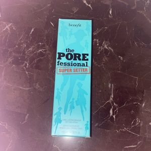 Benefit the Porefessional super setter